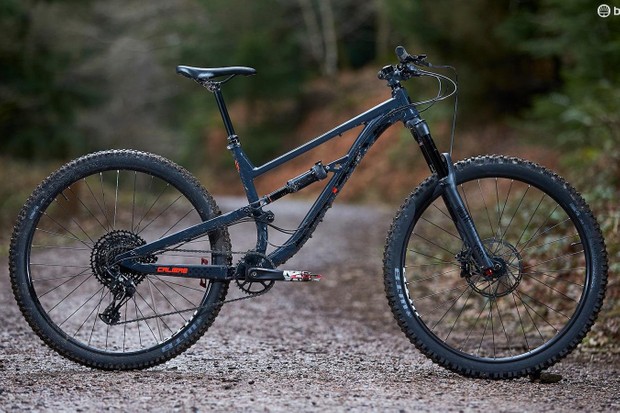 10 Best Enduro Mountain Bikes 2024 &#8211; Enjoy Mountain Biking at Its Best