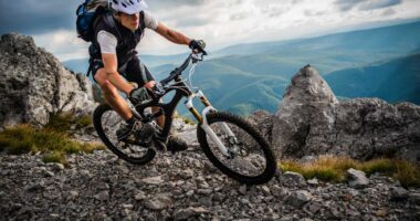 10 Best Enduro Mountain Bikes 2024 &#8211; Enjoy Mountain Biking at Its Best