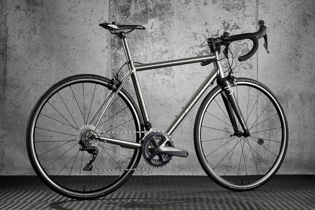 Top 12 Best Titanium Road Bikes 2024 &#8211; Long Lasting Bikes