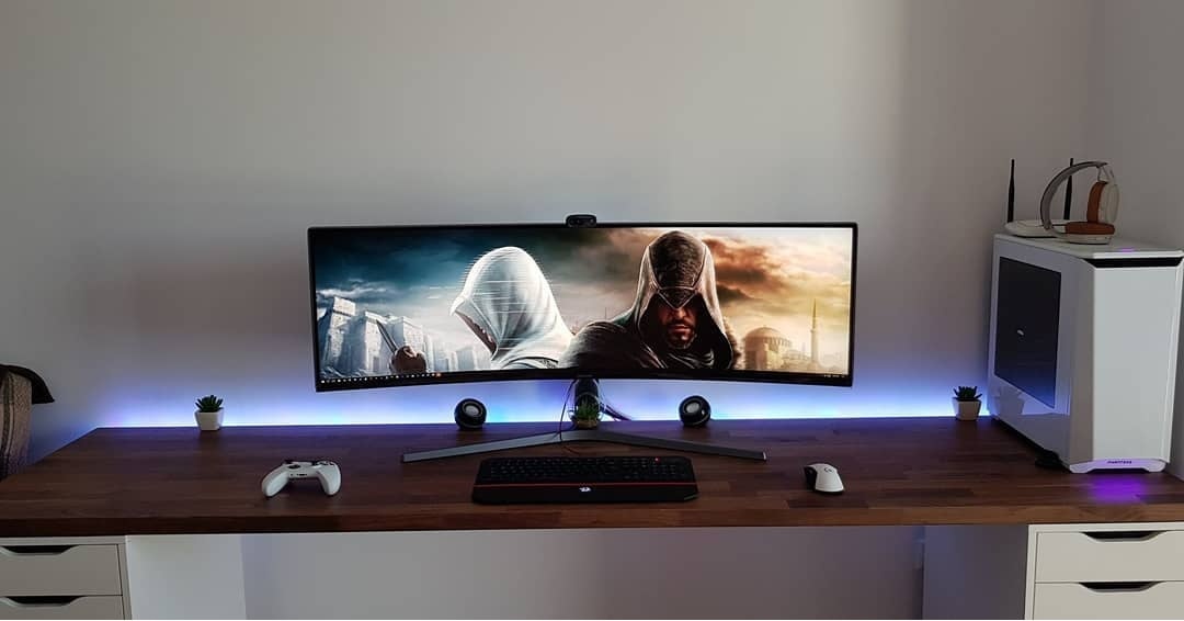 How To Setup A Perfect Gaming Desk