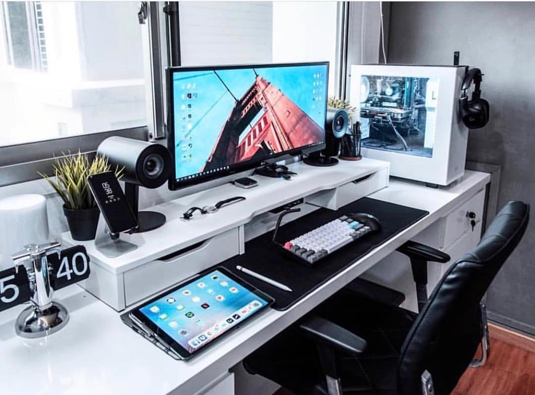 How To Setup A Perfect Gaming Desk