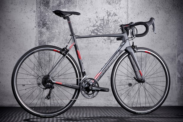 Best Road Bike Under £1,000 For 2024: 26 Top-Rated Options