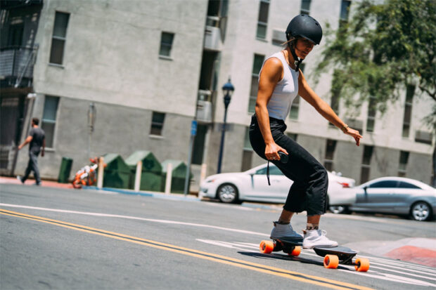 4 Benefits of Using Your E-Skateboard For Commuting