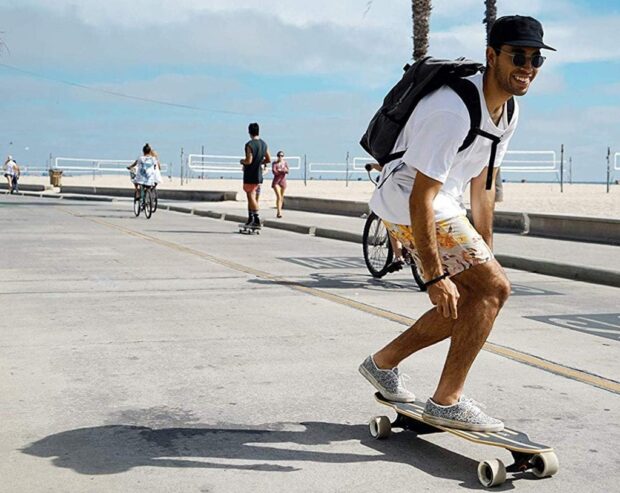 4 Benefits of Using Your E-Skateboard For Commuting