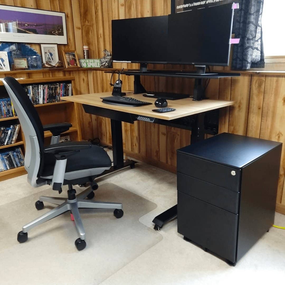 What We Discoveredafter Using a Standing Desk for Several Months