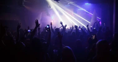 Elevate Your Nightlife Experience: Tips for Singles Exploring London’s Party Scene