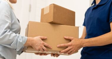 How to Improve Shipping Efficiency and Delight Your eCommerce Customers