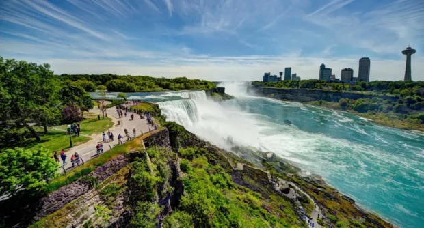 Niagara Falls for Nature Lovers ─ Explore the Falls and Surrounding Wildlife