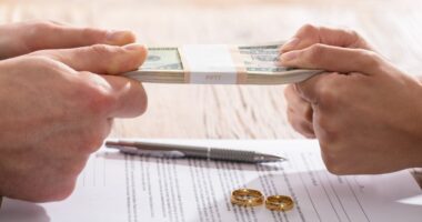 When to Challenge a Divorce Settlement – What’s Worth Fighting For?